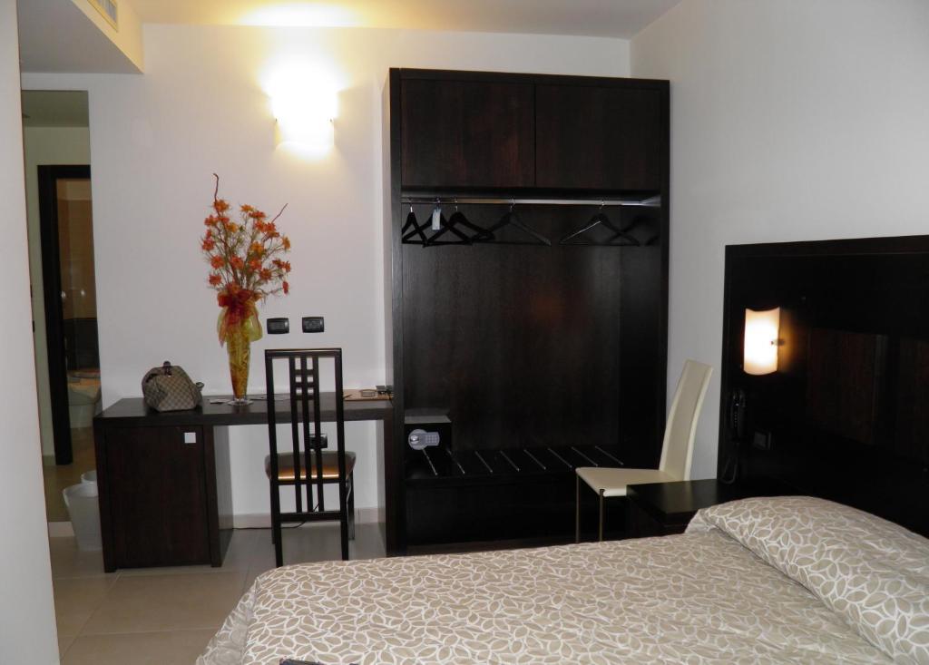 I Crespi Hotel 3*